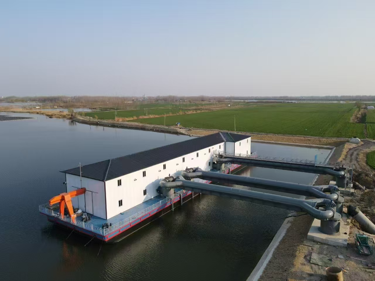浮船式取水泵站